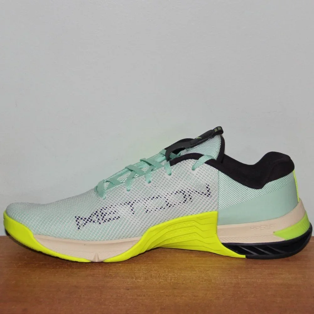 Nike Metcon 8 Crossfit Training Shoes Mens 11.5 Mint Foam Volt